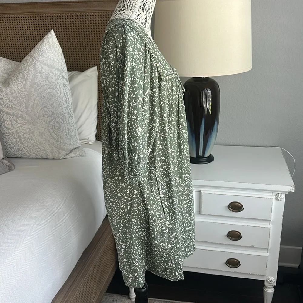 Mirth Belem Dress in Mint Field Flower - Picture 7 of 14